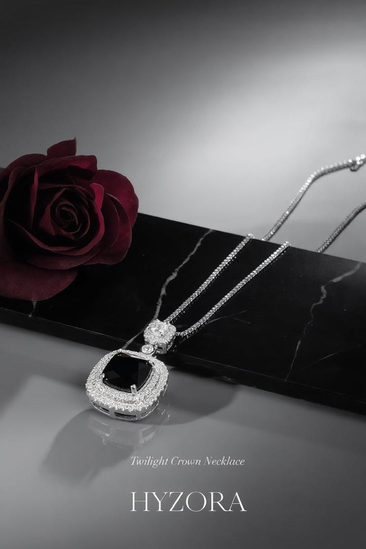 Twilight Crown Necklace ( Silver ) - HYZORA