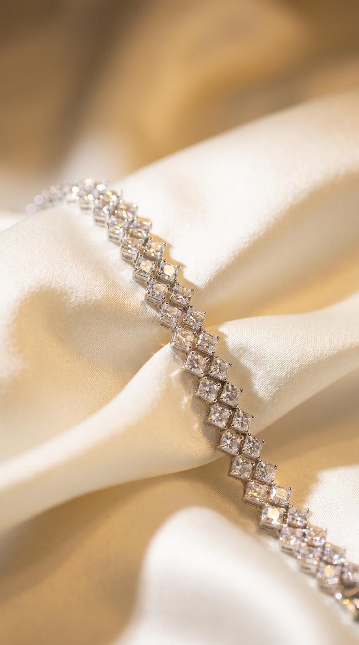 Lustre Garden Elegant Bracelet - HYZORA