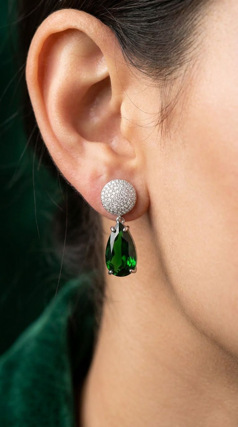 Emerald Dewdrop Earrings (Silver) - HYZORA