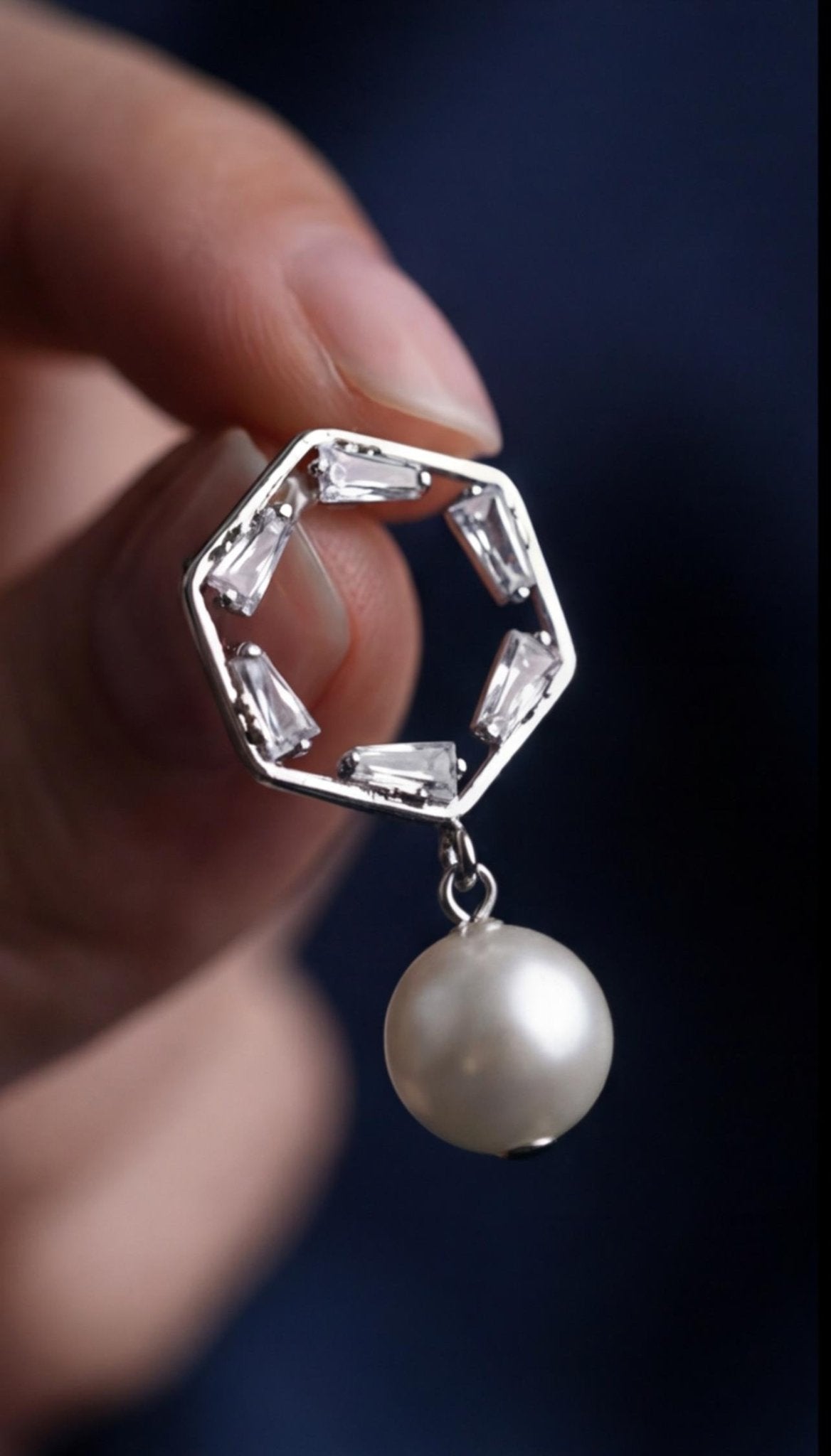 Cosmic Whisper Earrings - HYZORA