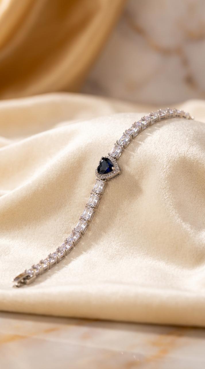 Midnight Heart Bracelet - HYZORA