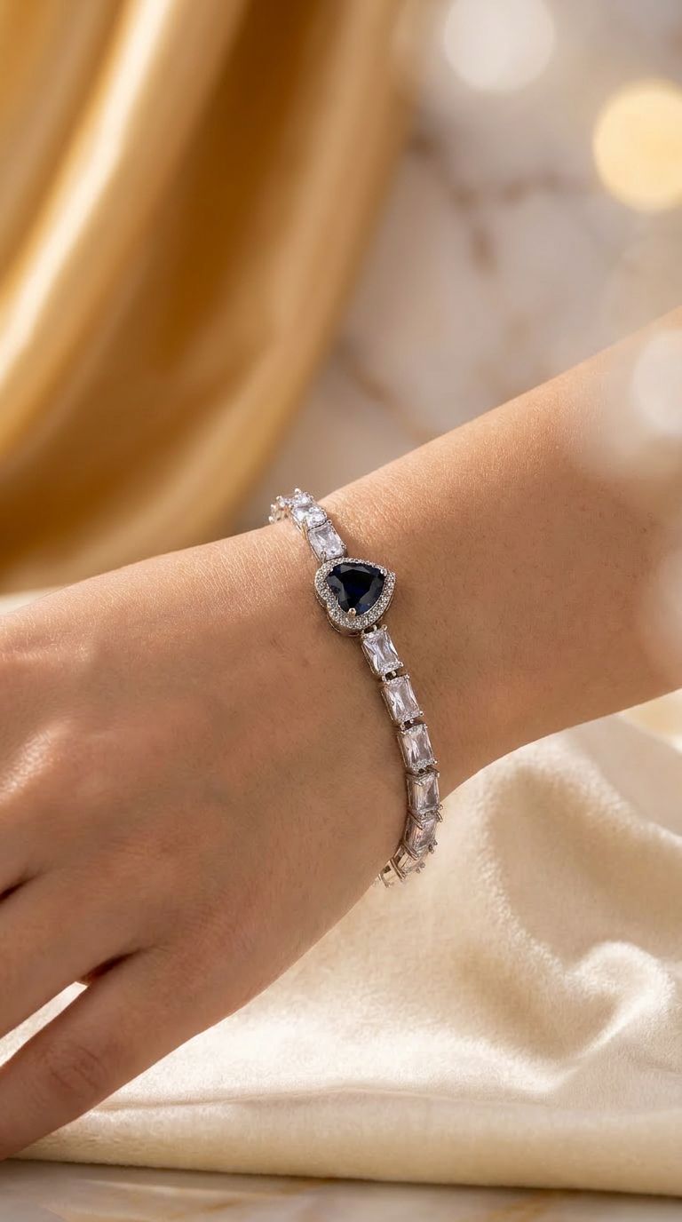 Midnight Heart Bracelet - HYZORA